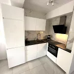 Apartment Charming With Year-round Pool & Near Sea Torrevieja