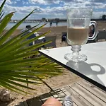 Charming With Year-round Pool & Near Sea Апартаменты Торевьиа