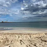 Апартаменты Charming With Year-round Pool & Near Sea